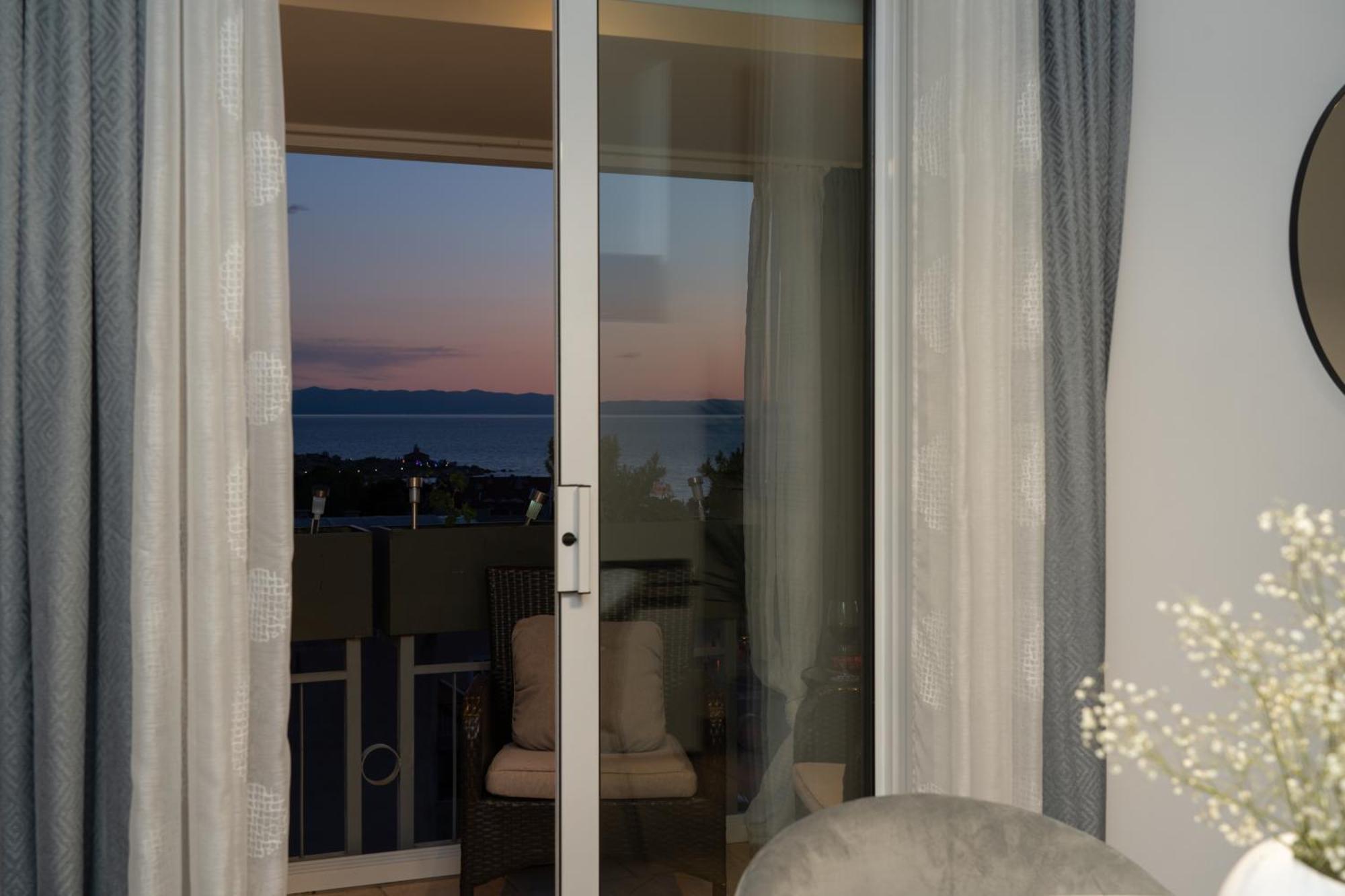 Apartment Ana Makarska Ngoại thất bức ảnh